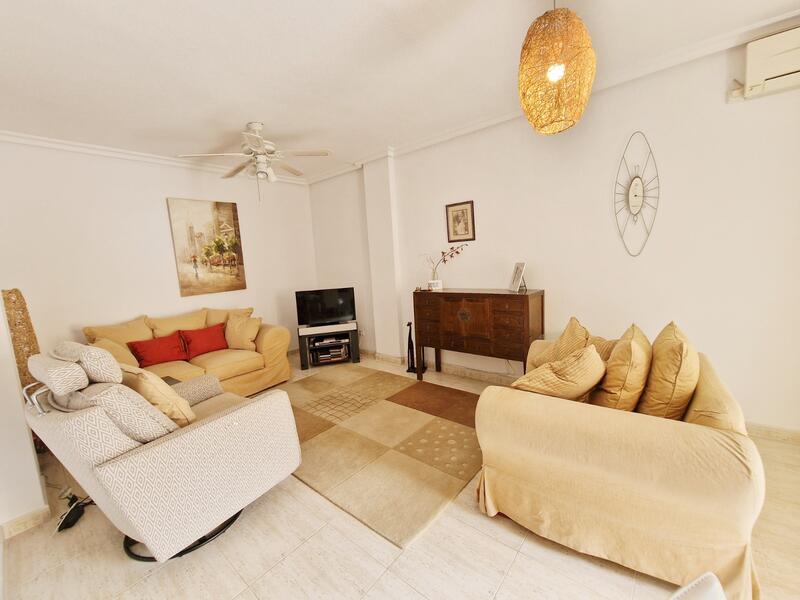 2 slaapkamer Appartement Te koop