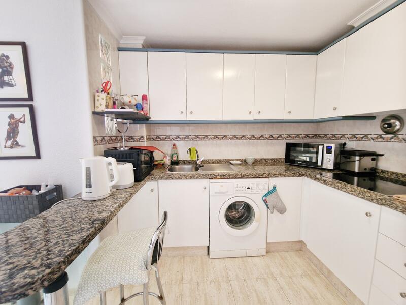 2 slaapkamer Appartement Te koop
