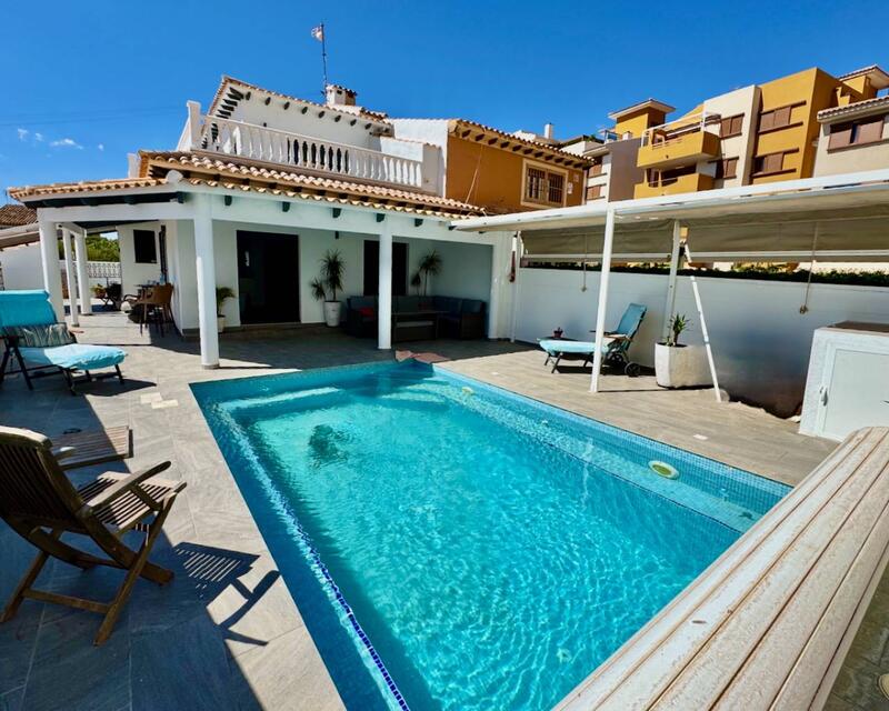 3 Cuarto Villa en venta