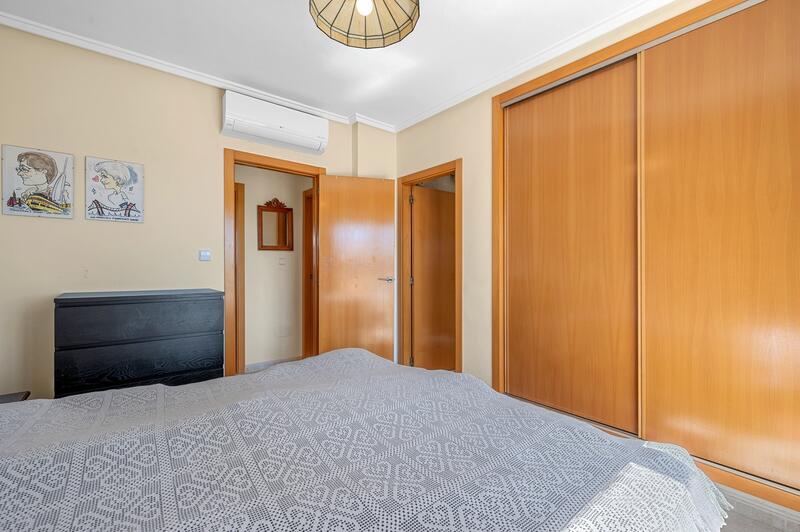 3 Schlafzimmer Stadthaus zu verkaufen