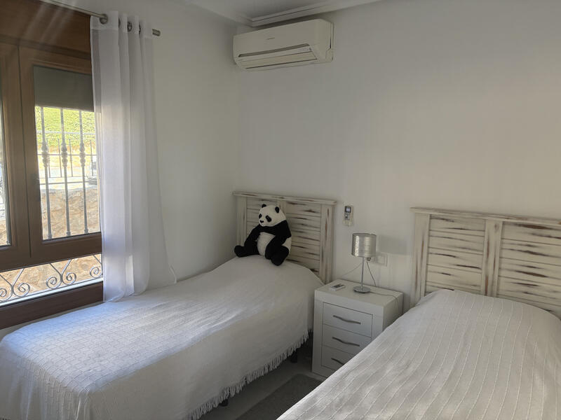 2 Cuarto Adosado en venta