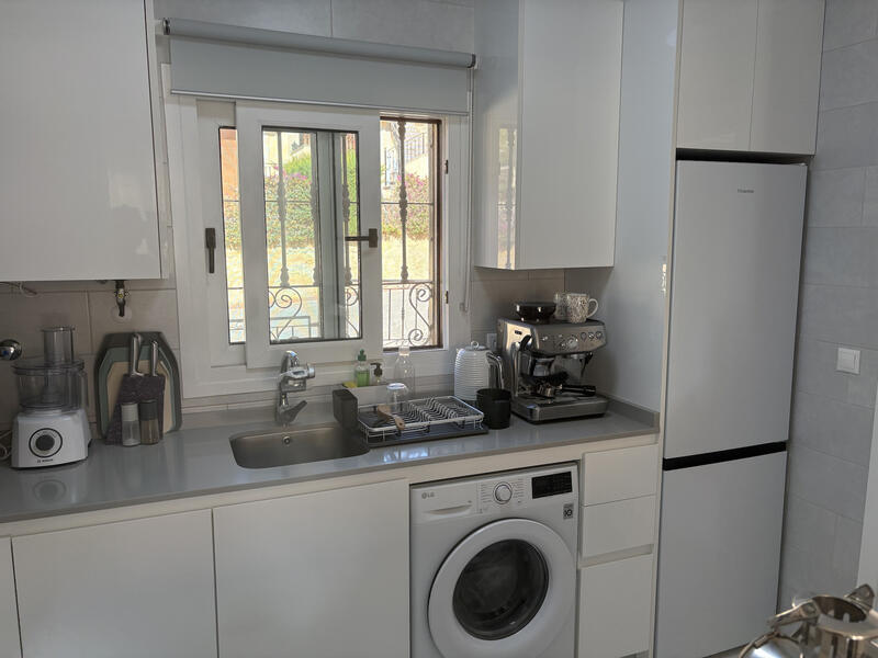 2 Cuarto Adosado en venta