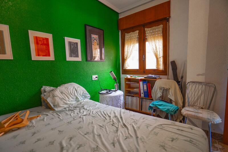 2 bedroom Townhouse for sale
