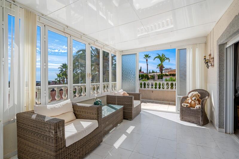 5 bedroom Villa for sale