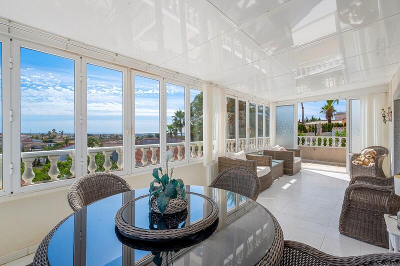 5 bedroom Villa for sale