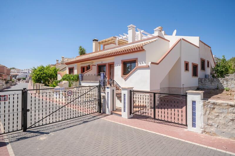 Maison de Ville à vendre dans San Miguel de Salinas, Alicante