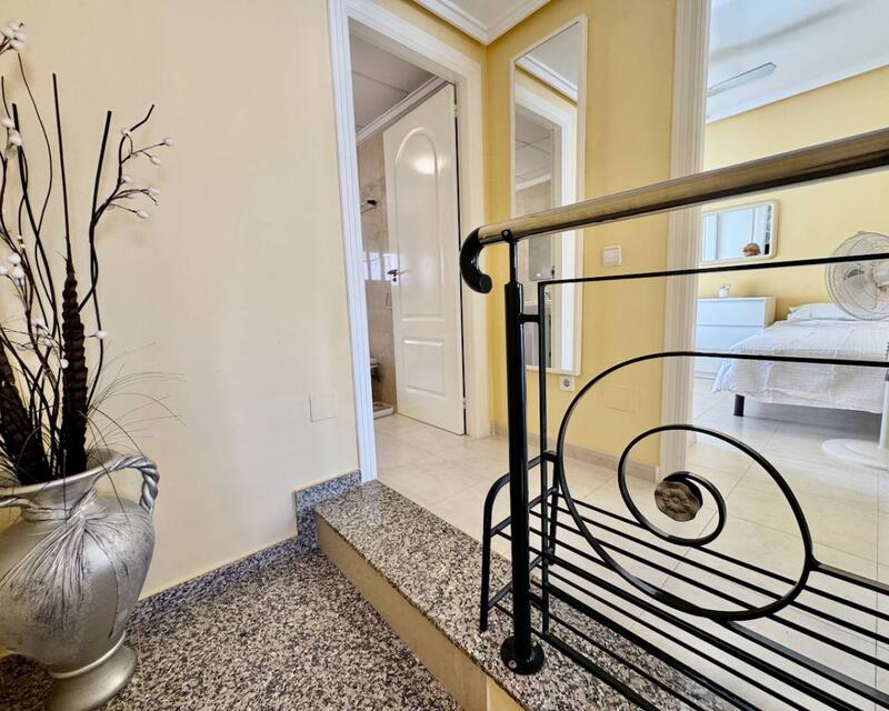 3 Cuarto Adosado en venta