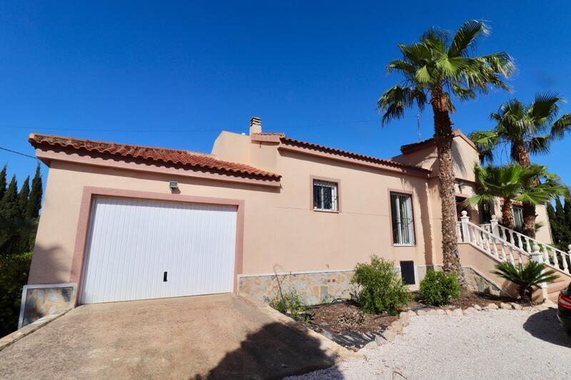 4 bedroom Country House for sale