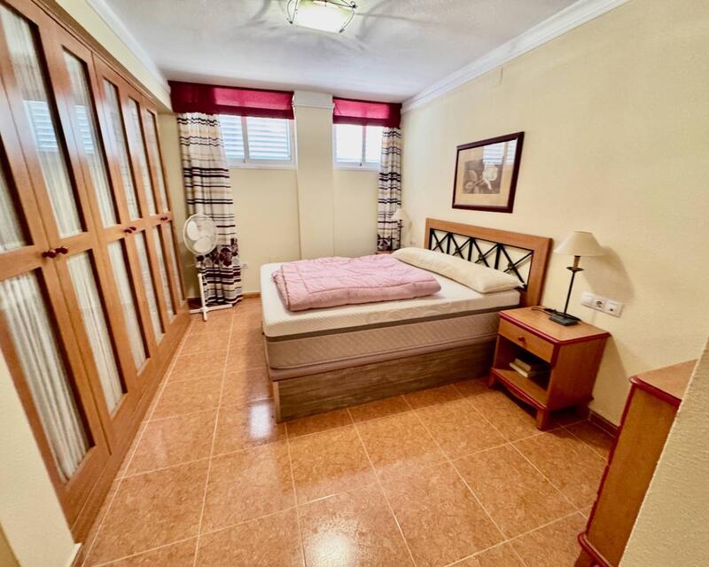 5 bedroom Apartment for sale