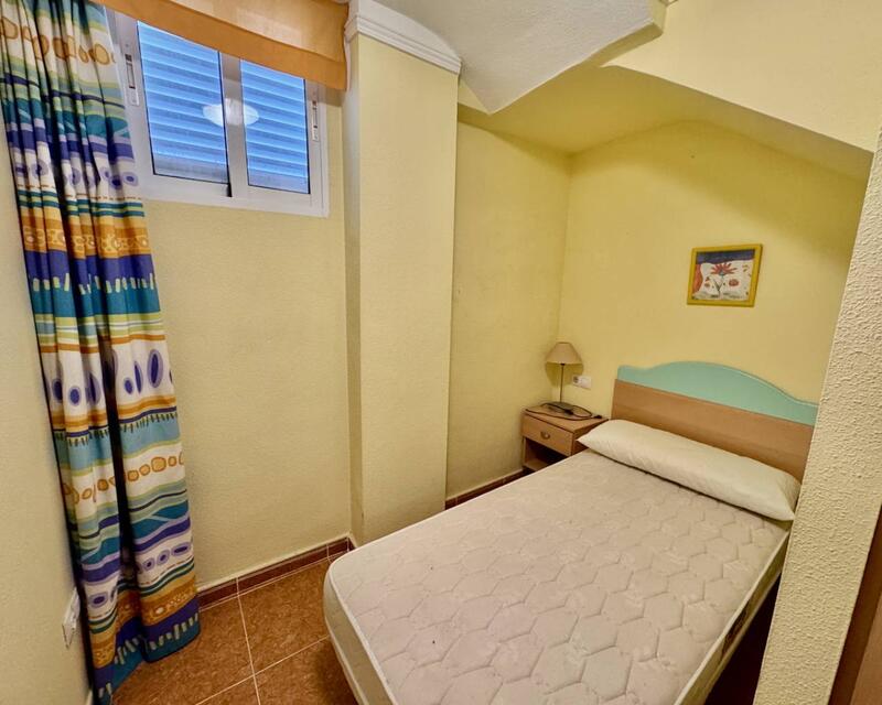 5 bedroom Apartment for sale