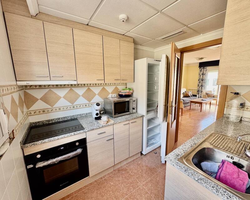 5 bedroom Apartment for sale