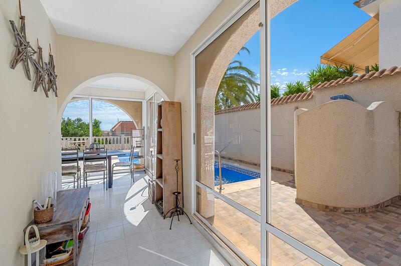 5 bedroom Villa for sale