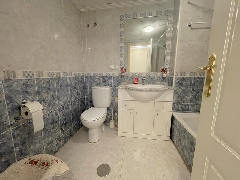 2 спальная комната квартира продается