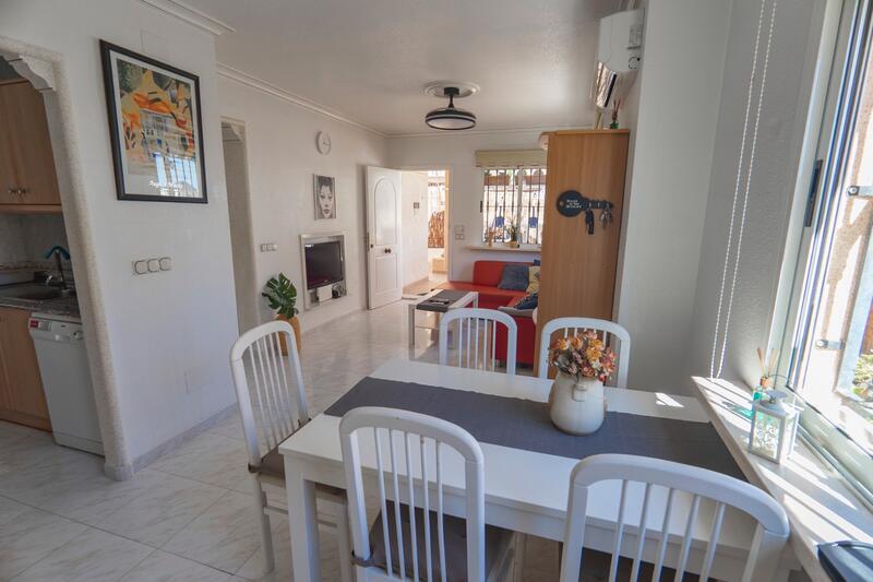 4 Cuarto Villa en venta