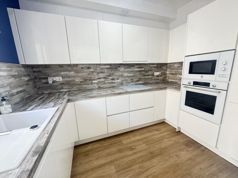 3 bedroom Townhouse for sale