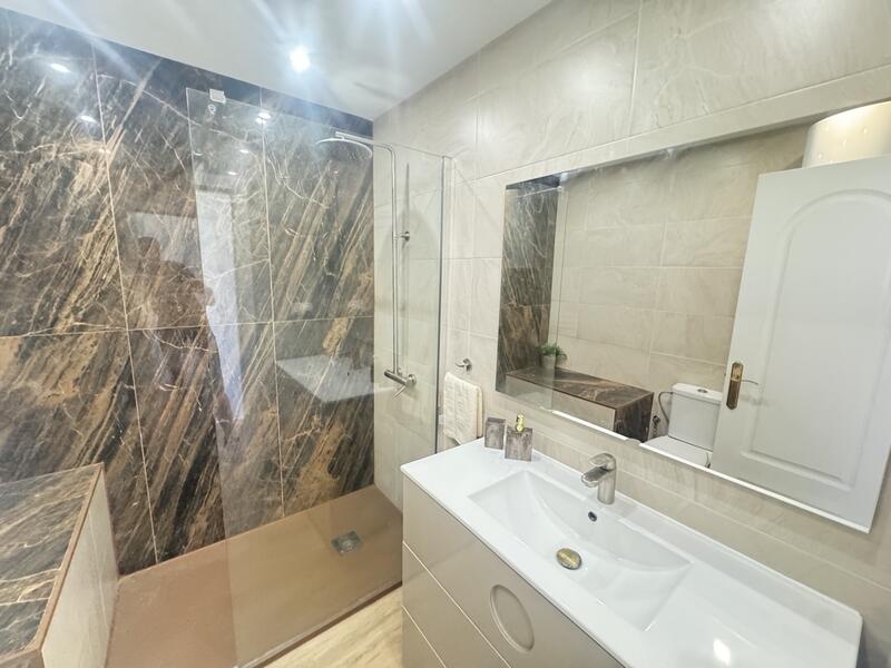 3 bedroom Townhouse for sale