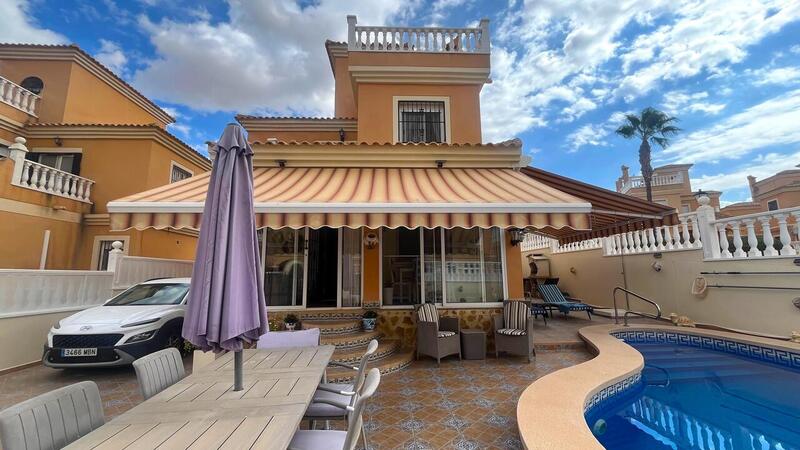 3 bedroom Villa for sale