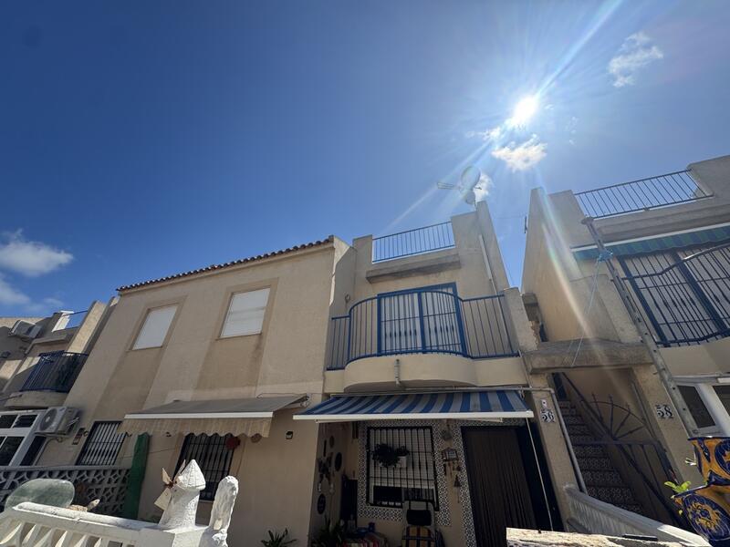 Leilighet til salgs i La Siesta, Alicante