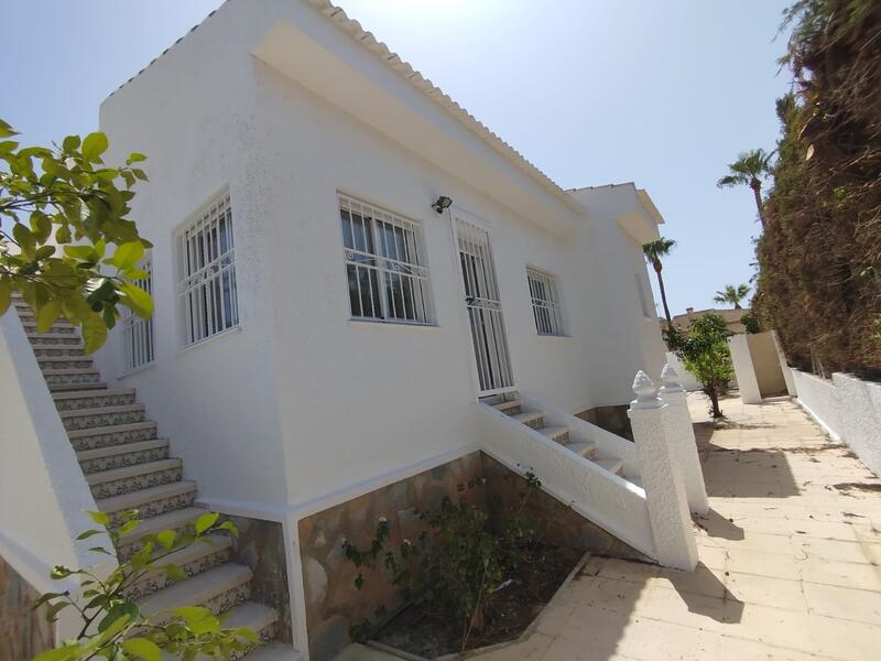 3 bedroom Villa for sale