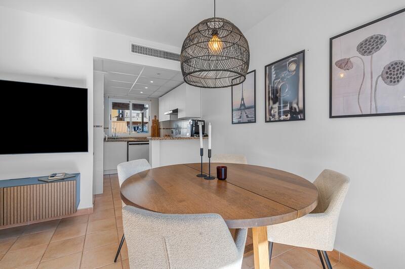 2 bedroom Townhouse for sale