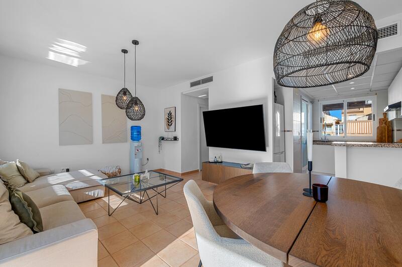 2 bedroom Townhouse for sale