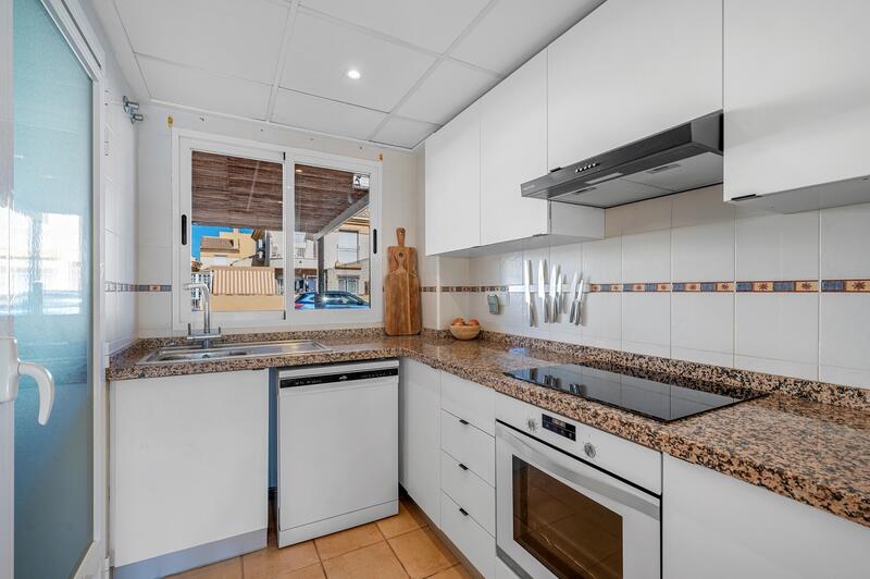 2 bedroom Townhouse for sale