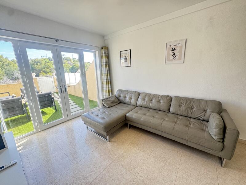 3 bedroom Townhouse for sale