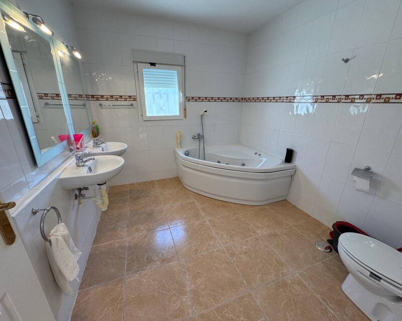 7 Schlafzimmer Villa zu verkaufen