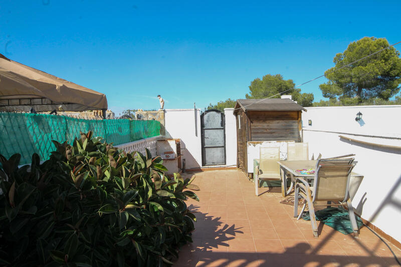 3 slaapkamer Gezinswoning Te koop