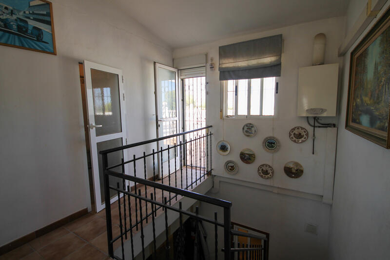 3 slaapkamer Gezinswoning Te koop