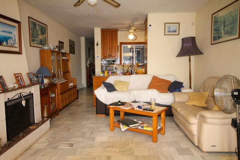 3 slaapkamer Gezinswoning Te koop