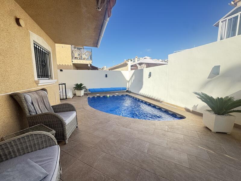 4 slaapkamer Villa Te koop