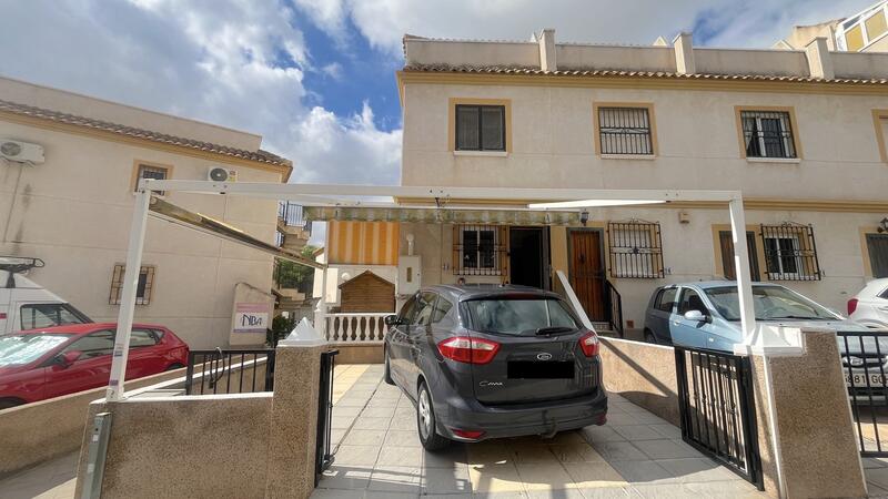 2 Cuarto Adosado en venta