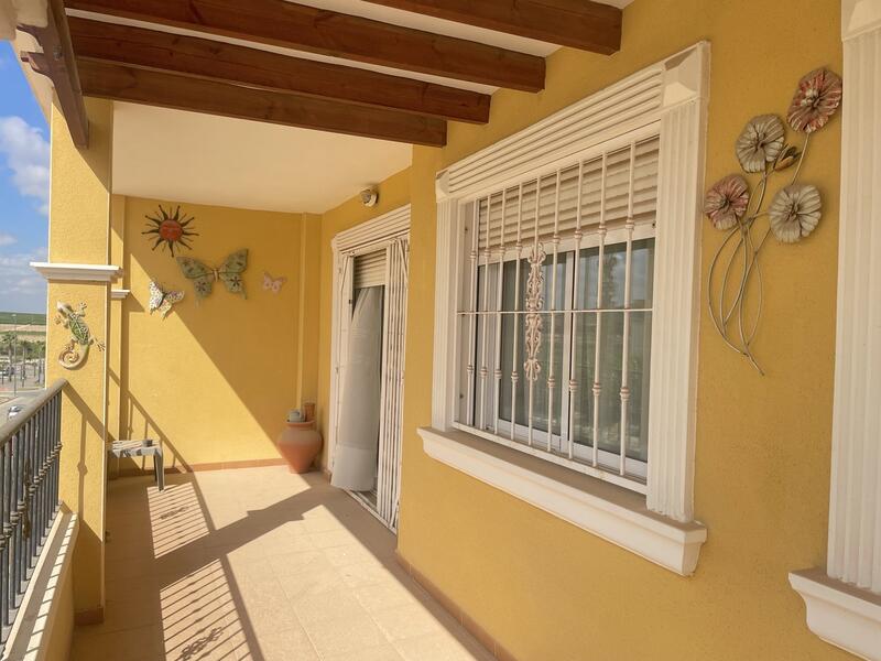 2 slaapkamer Appartement Te koop