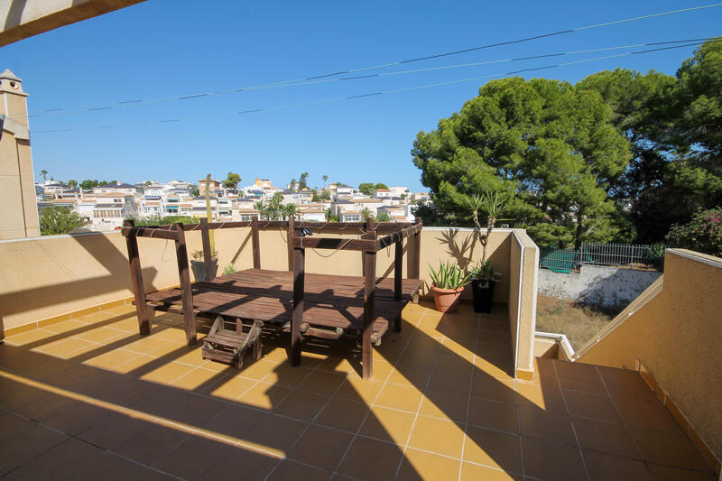 2 bedroom Villa for sale
