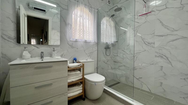 3 Cuarto Villa en venta