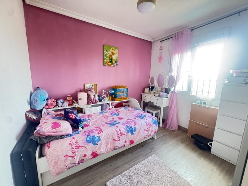 4 Cuarto Adosado en venta