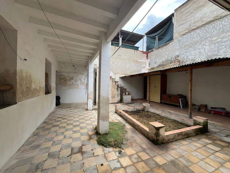 3 bedroom Townhouse for sale