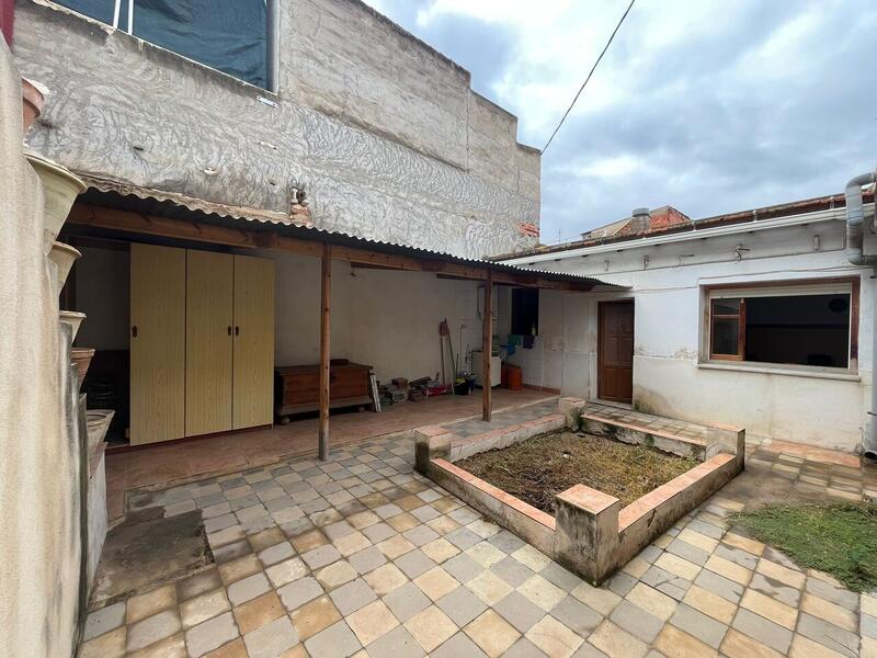 3 bedroom Townhouse for sale