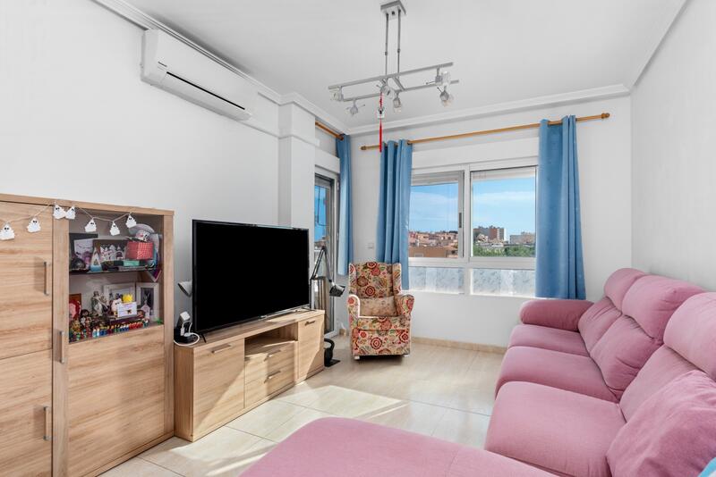 3 bedroom Apartment for sale