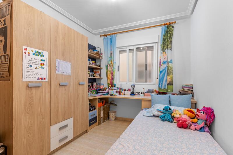 3 bedroom Apartment for sale