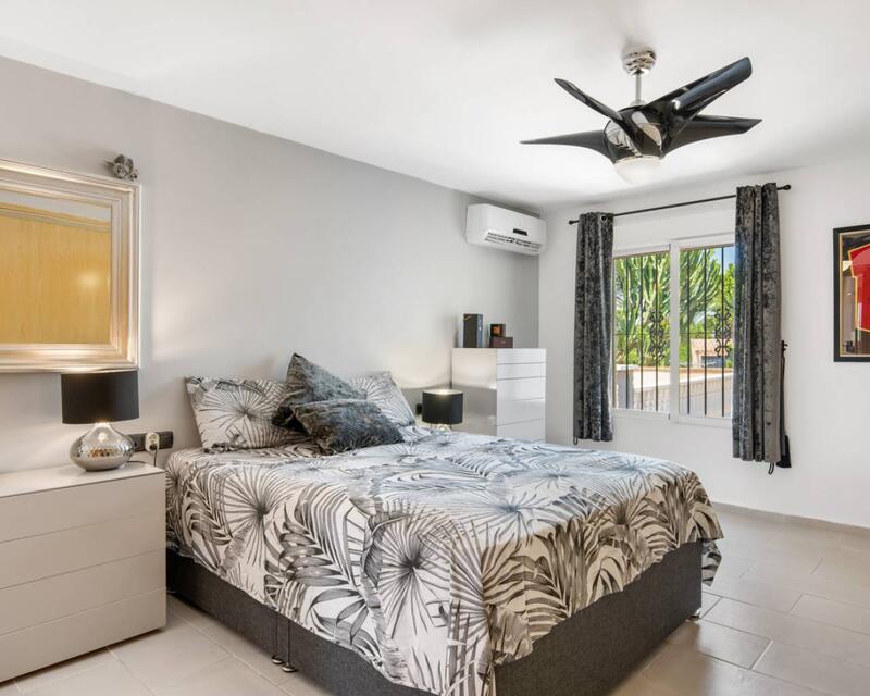 4 Cuarto Casa de Campo en venta
