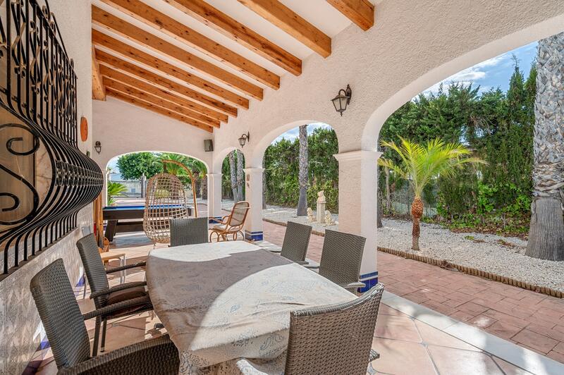 6 Schlafzimmer Villa zu verkaufen