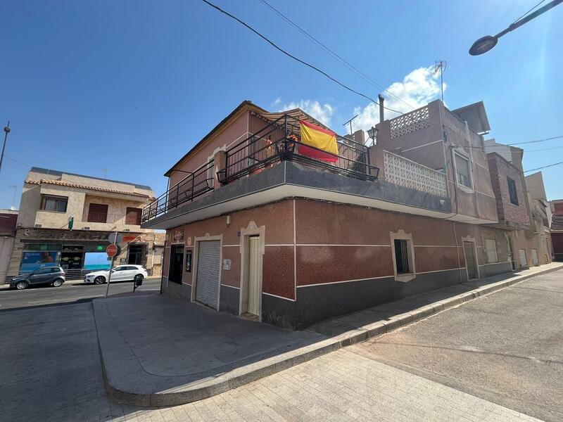 3 Cuarto Adosado en venta