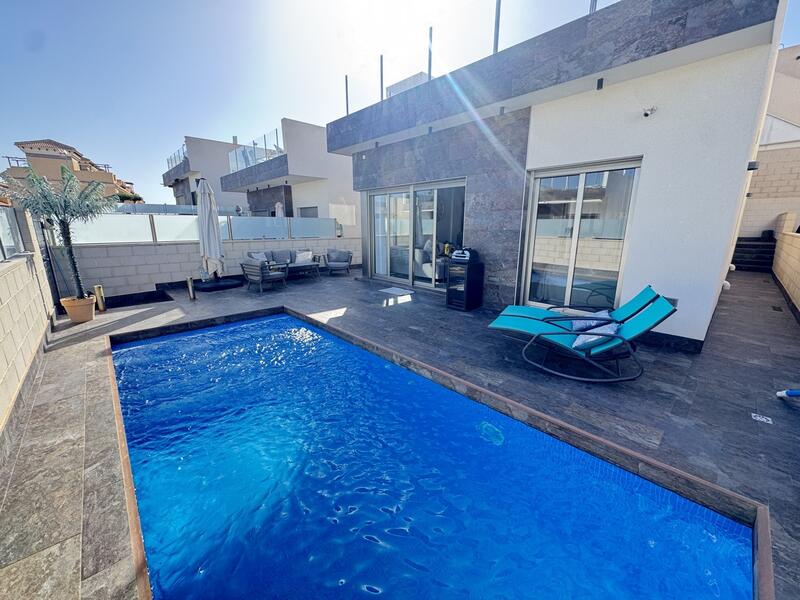 3 slaapkamer Villa Te koop