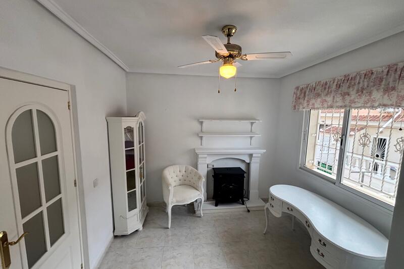 2 Cuarto Adosado en venta