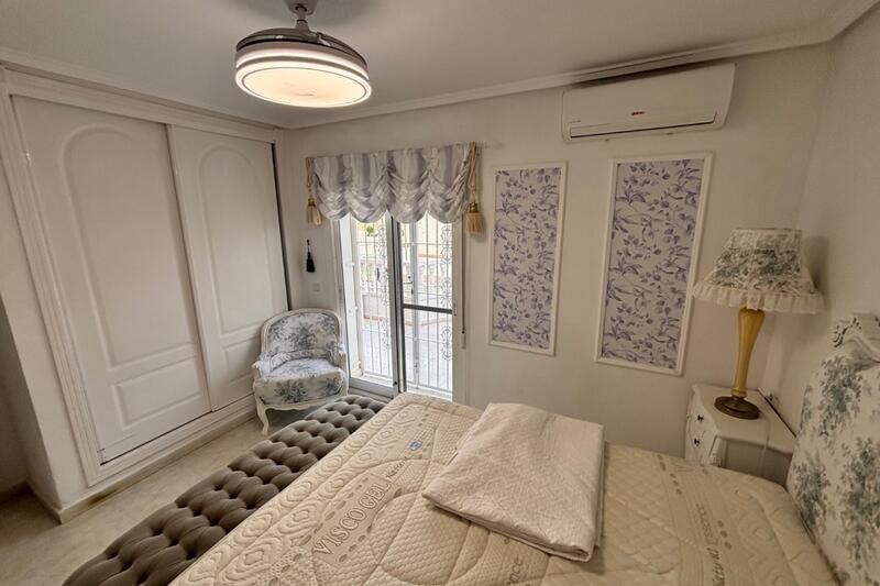 2 Cuarto Adosado en venta