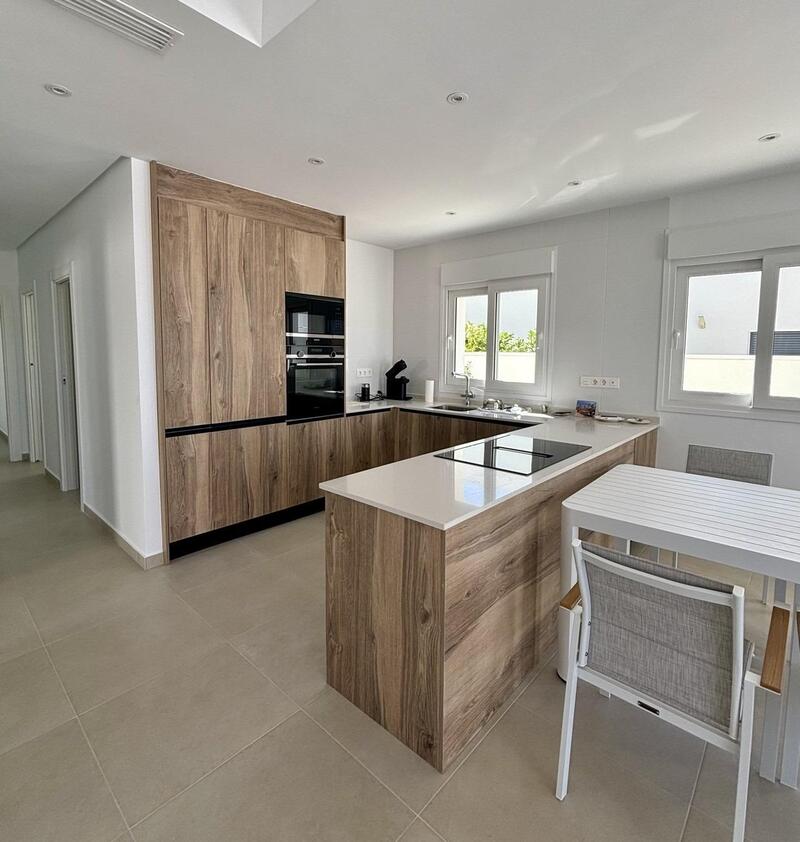 3 soverom Villa til salgs 3 soverom Villa til salgs