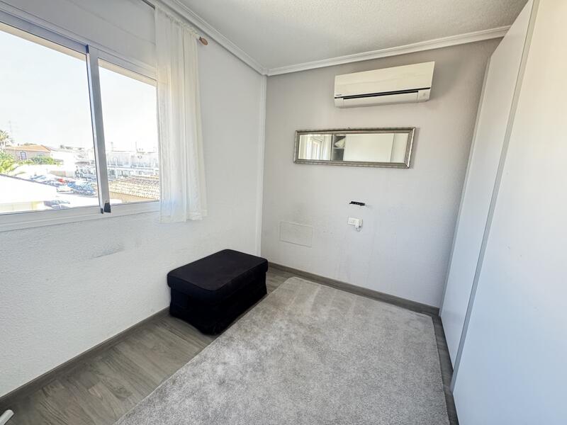 4 спальная комната вилла продается 4 спальная комната вилла продается