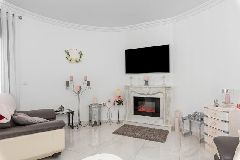 3 slaapkamer Villa Te koop 3 slaapkamer Villa Te koop